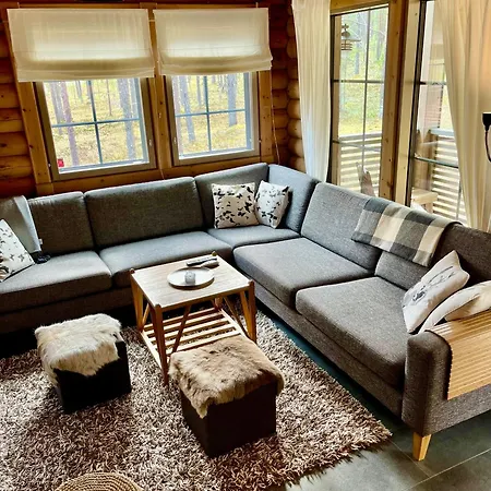 Marrikka, Tatil Evi